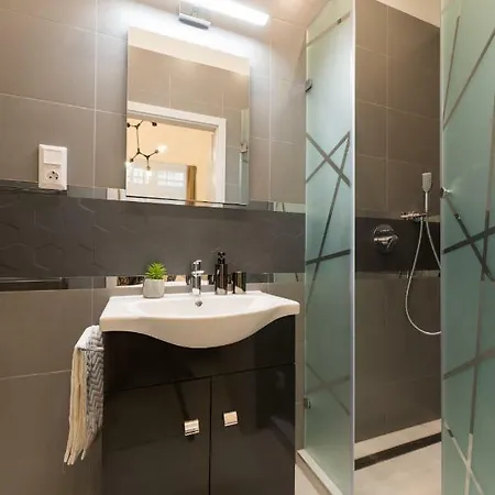 Apartment Kertesz Design *